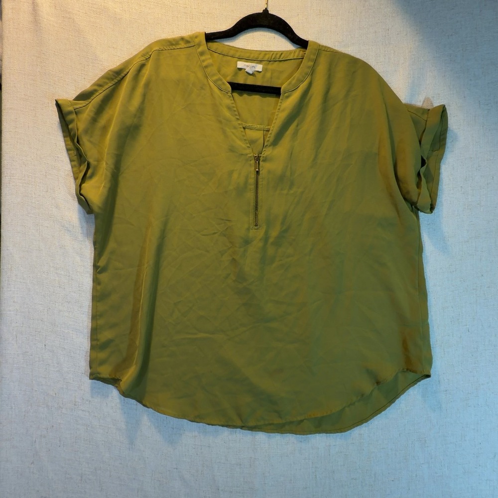 Maurices Blouse Short Sleeve V-Neck Half Zip Olive Women's Size Large